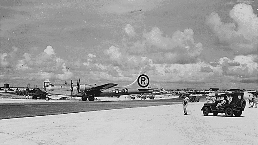 Return enola gay signed