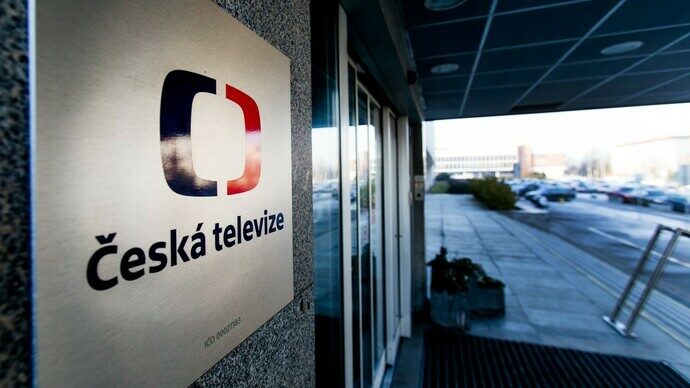 Poplatky ČT jako zástupný důvod. Skutečnou nahrávku na smeč dostali populisté jinde