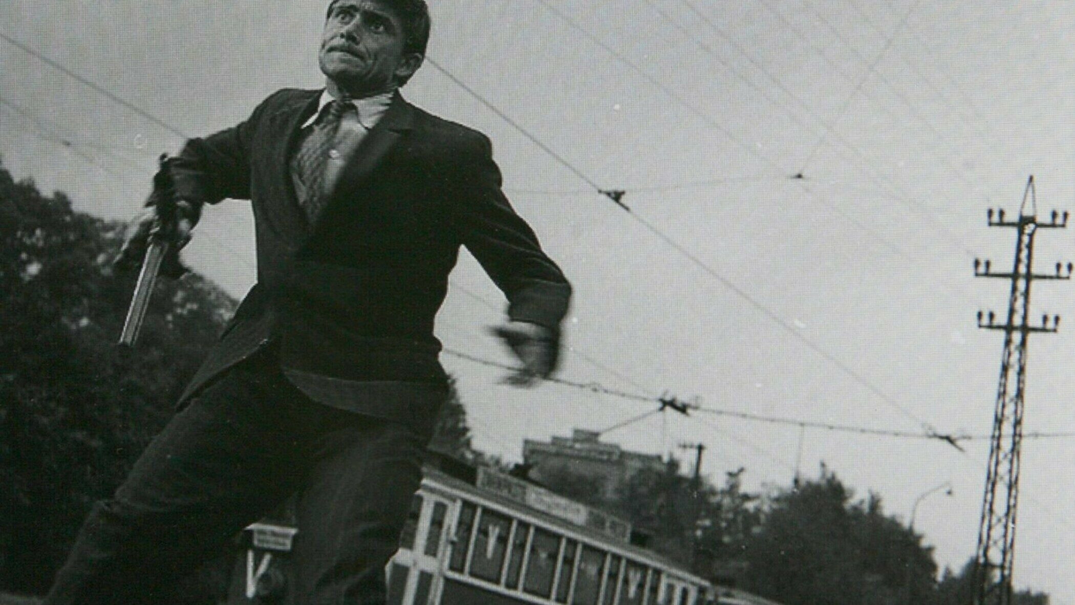 INFO.CZ | Heydricha měl zabít Čurda a útok na protektora v lese. 6 filmů o parašutistech a