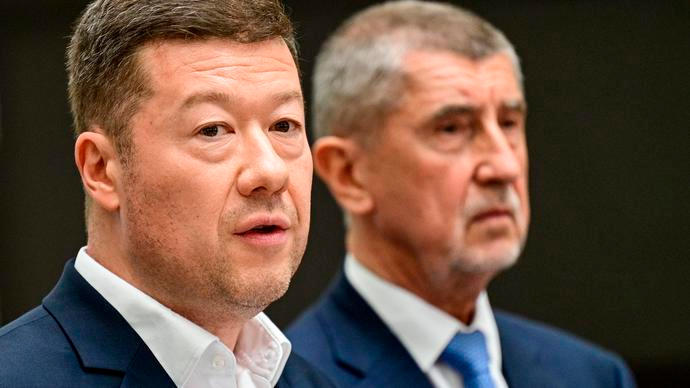 Koalice pruhovaného pyžama? Trestní stíhání Babiše a Okamury je vážnou překážkou pro pakt  ANO a SPD