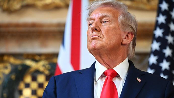 Bromance je u konce: Starmer se stal Trumpovým fackovacím panákem. Teď se obrací k Evropě