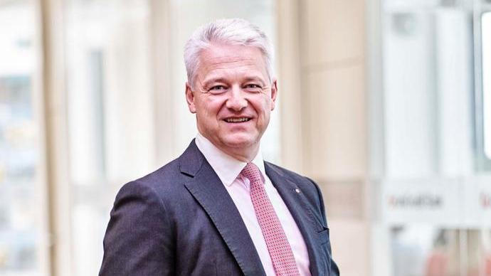 Otavovu MTX Group posiluje elitní bankéř. Do vedení firmy míří bývalý CEO UniCreditu Dusílek