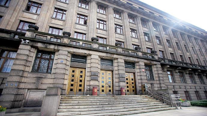 Skandál na ministerstvu dopravy za 124 milionů. Vysoký úředník čelí podezření ze střetu zájmů